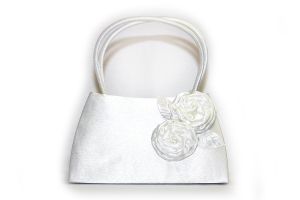 Brauttasche mit zwei Rosen