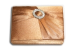 Abendtasche mit Strass-Brosche