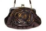 Abendtasche mit großer Rose