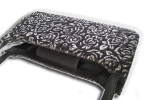Abendtasche mit Brokat
