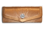 Clutch Bag in feinem Faltendekor