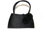 Abendtasche mit Blumenbuquet